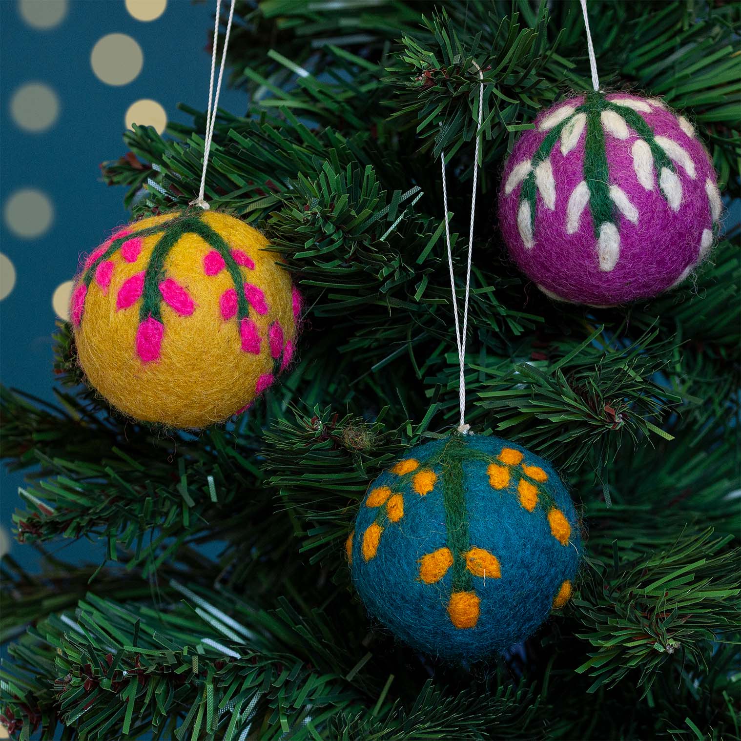 Tree Bauble Felt Hanging Decoration: Purple