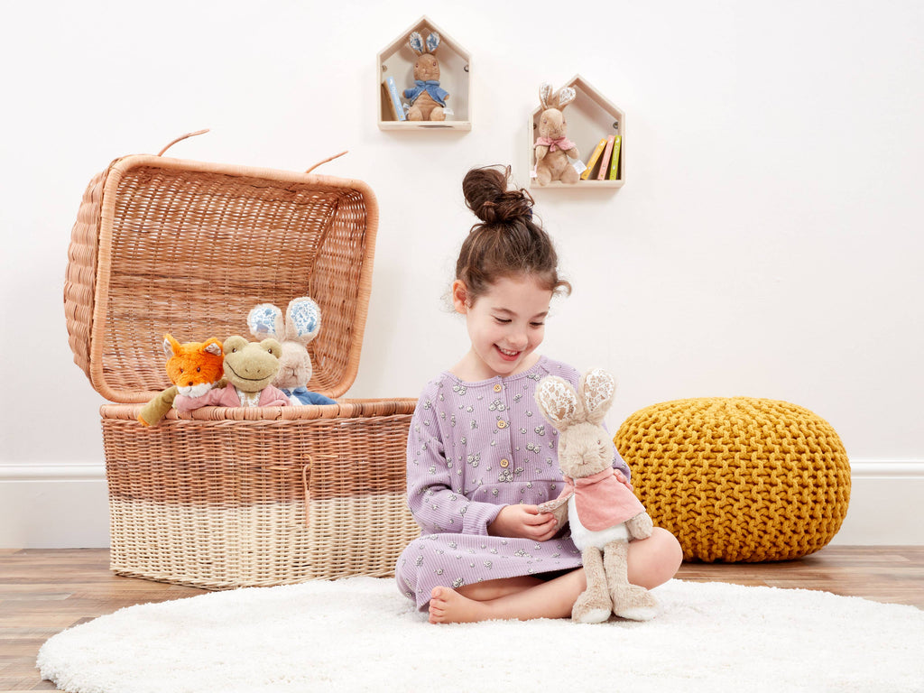 Plush Soft Toy – Peter Rabbit Signature Friends Flopsy Bunny