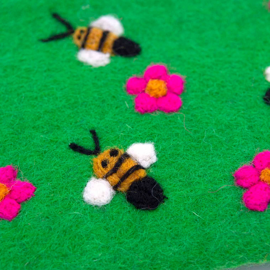 Bees Felt Purse: Green